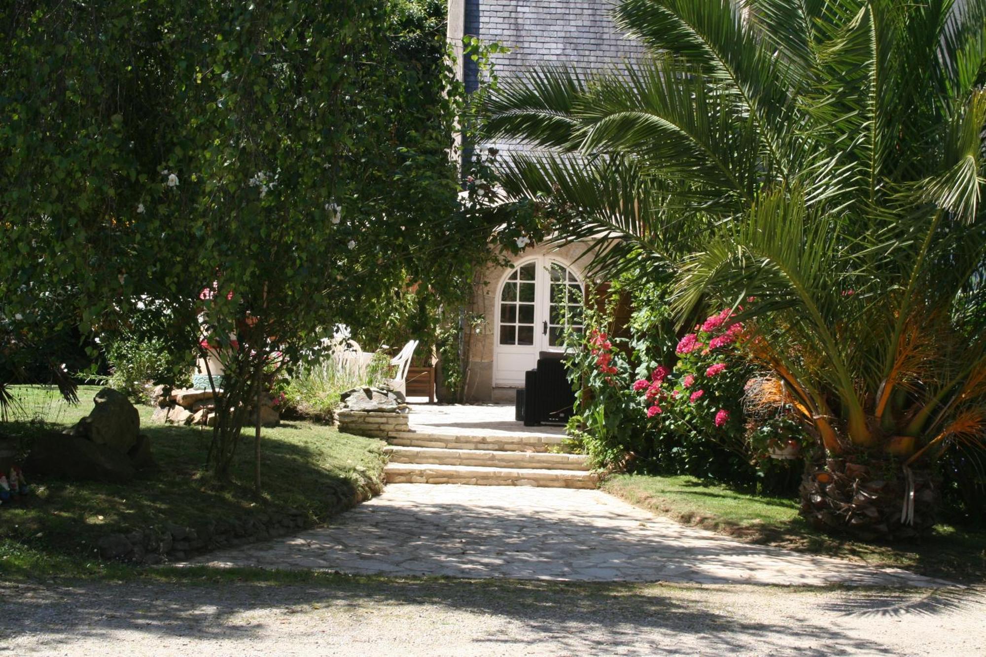 Chez Renee Et Raynal B&B Plounévez-Lochrist Εξωτερικό φωτογραφία