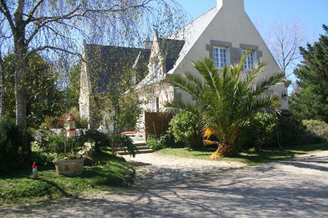 Chez Renee Et Raynal B&B Plounévez-Lochrist Εξωτερικό φωτογραφία