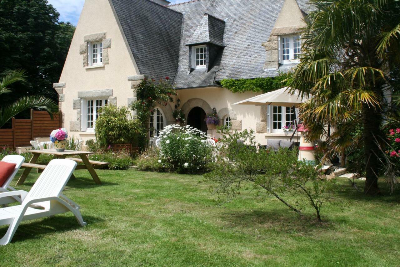 Chez Renee Et Raynal B&B Plounévez-Lochrist Εξωτερικό φωτογραφία