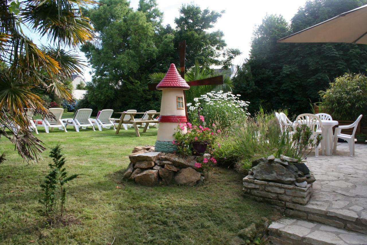 Chez Renee Et Raynal B&B Plounévez-Lochrist Εξωτερικό φωτογραφία